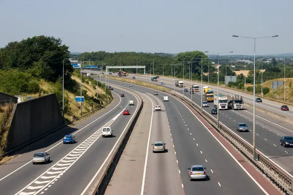 The M20: M20 at Cobtree The M20 motorway close to Junction 6. Viewed from the Forstal Road bridge, looking West.