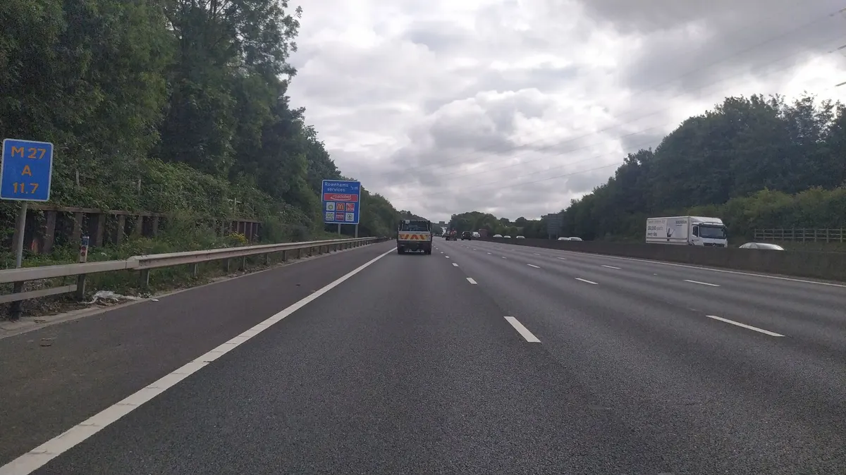 Dashcam view on the M27