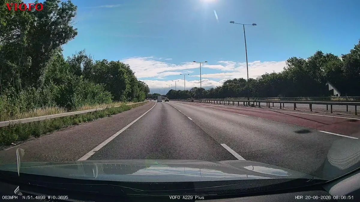 Dashcam view on the M4