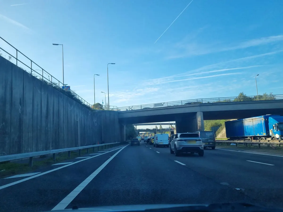 Dashcam view on the M60